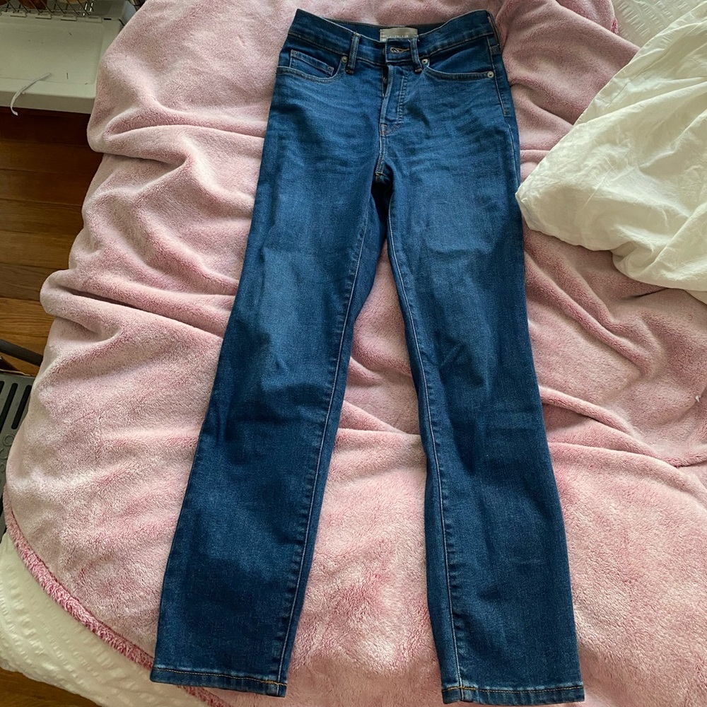 Everlane High Rise Slim Straight 25”